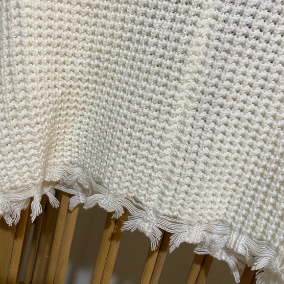 Cropped knit long sleeve top - Picture 5 of 5